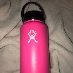 Brand new pink hydroflask